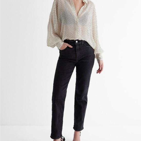 Express Cream Boxy Blouse with Notched Collar - Picture 3 of 5